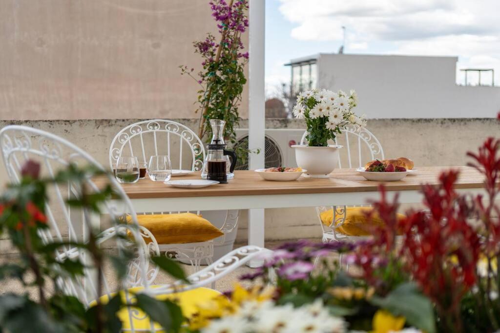 Ebullience - Stylish & Chic Athens Apartment Экстерьер фото