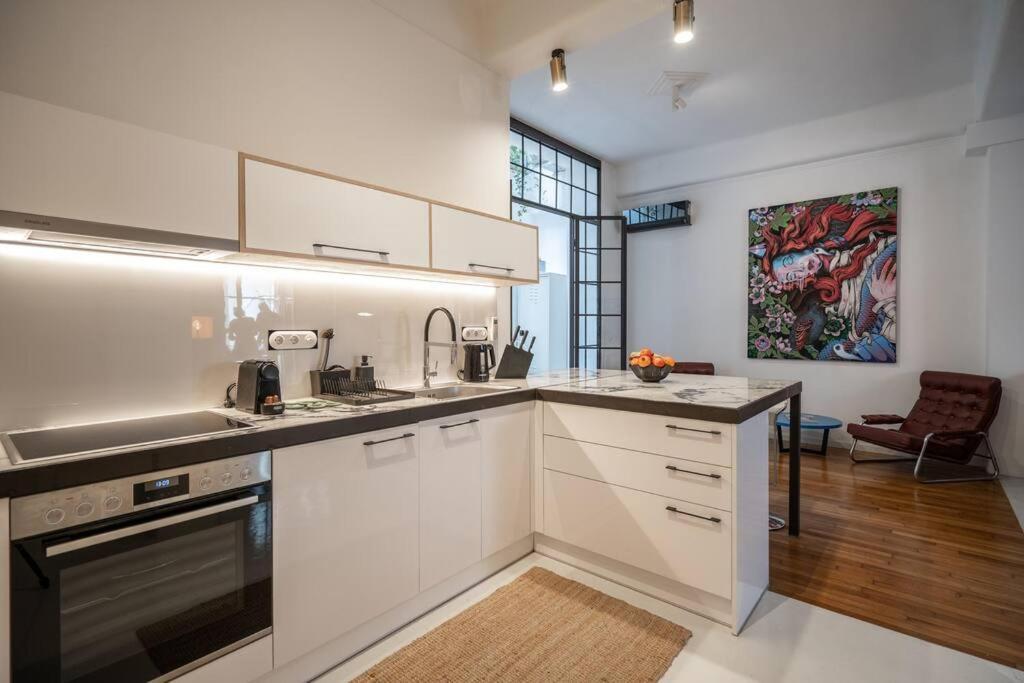 Ebullience - Stylish & Chic Athens Apartment Экстерьер фото