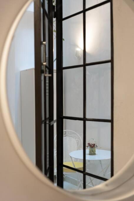 Ebullience - Stylish & Chic Athens Apartment Экстерьер фото