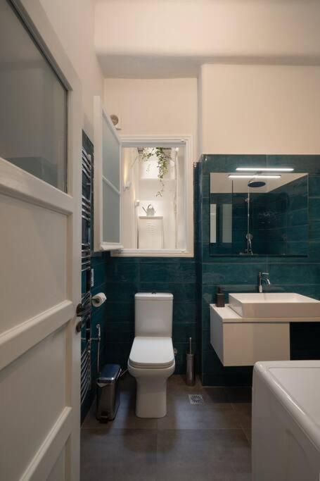 Ebullience - Stylish & Chic Athens Apartment Экстерьер фото